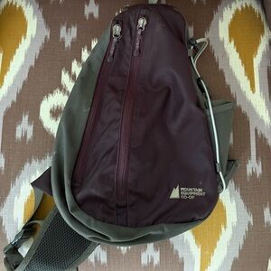 Mountain equipment co-op shoulder bag